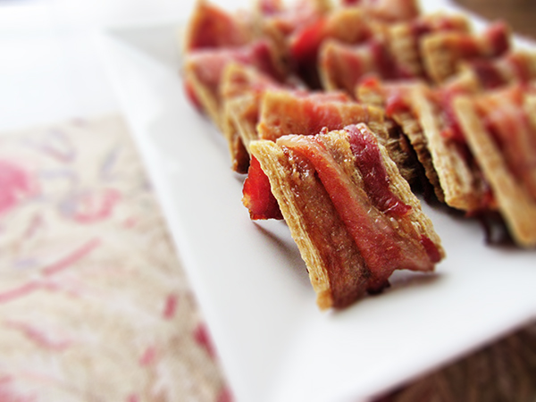 bacon wrapped triscuits